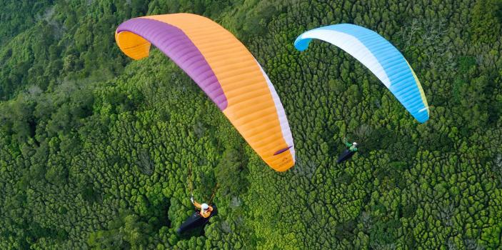 paragliding flights