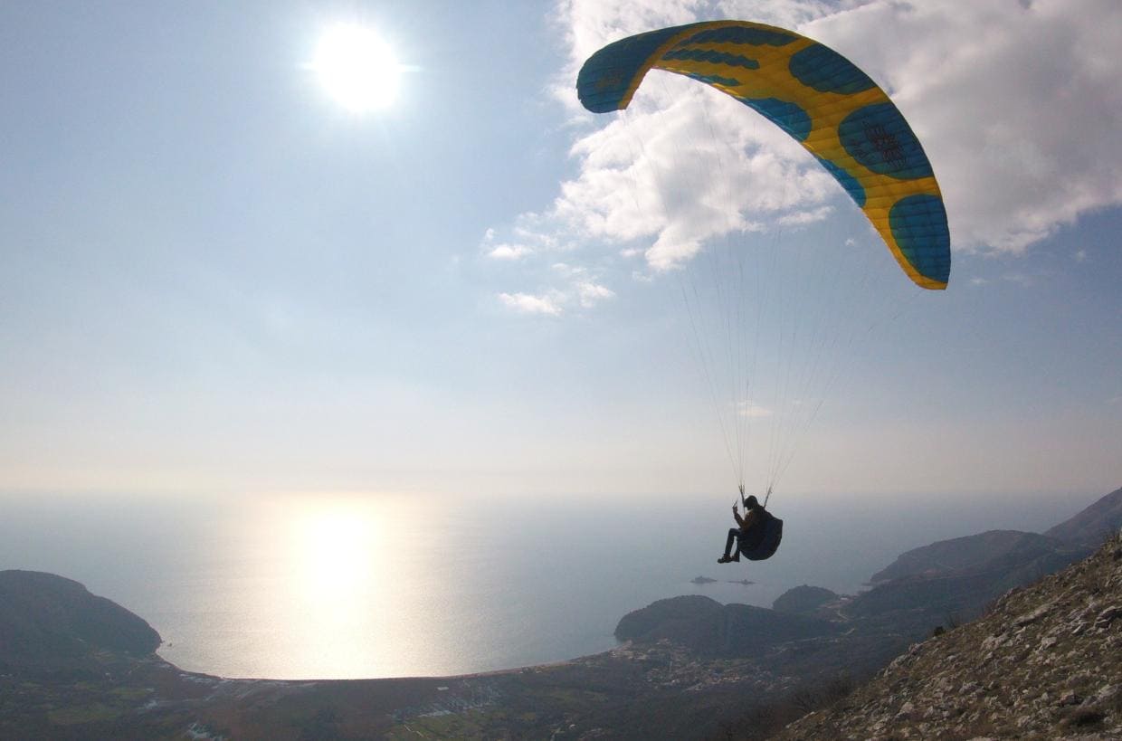 paragliding course montenegro