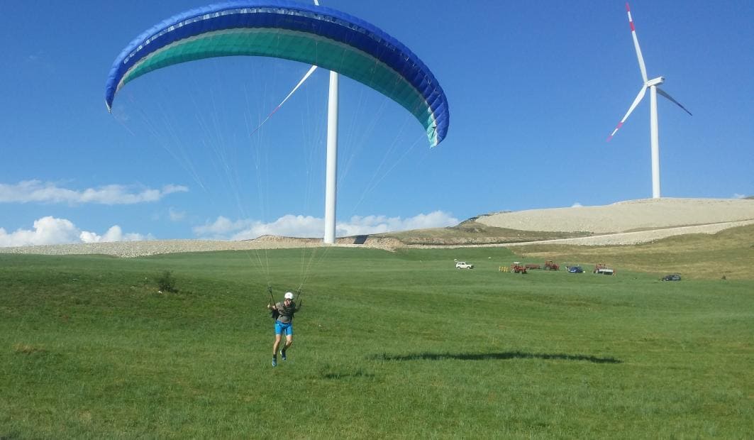 paragliding training montenegro1