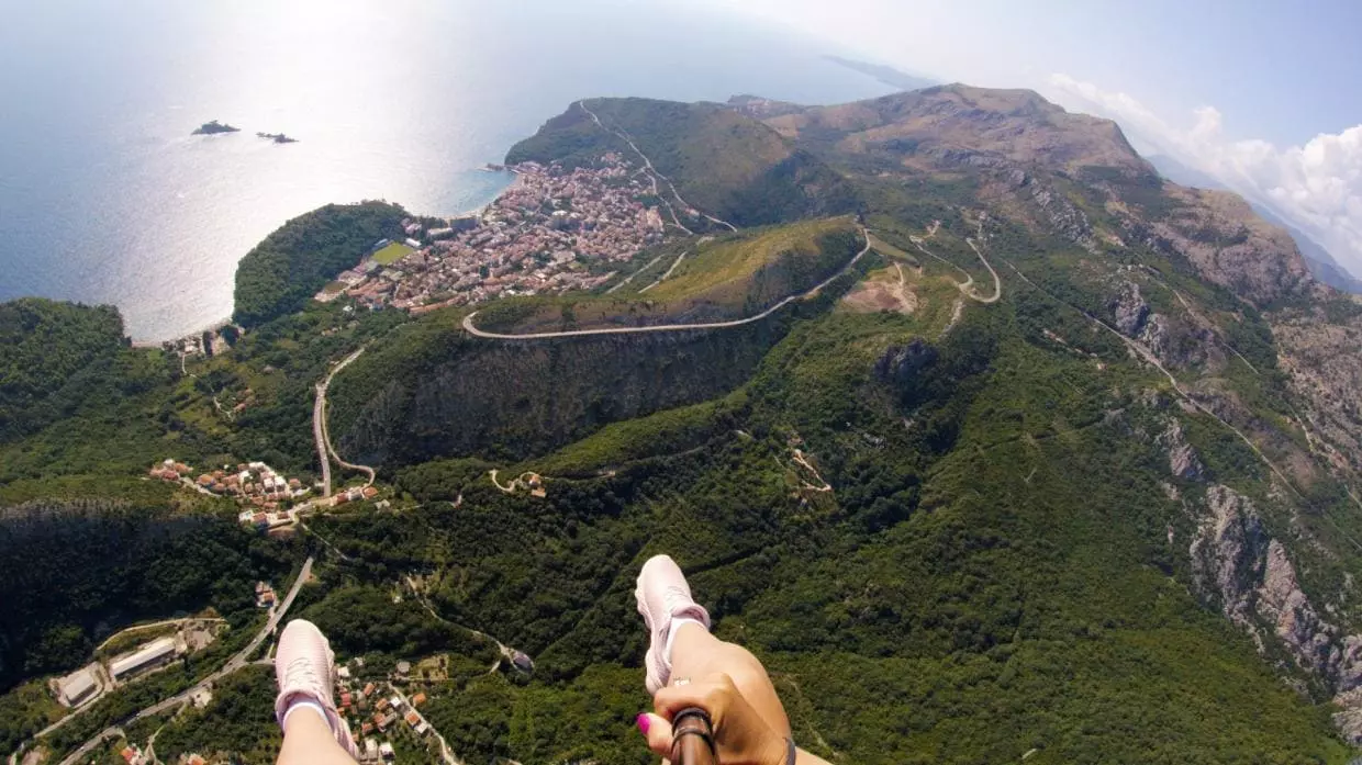 petrovac paragliding montenegro